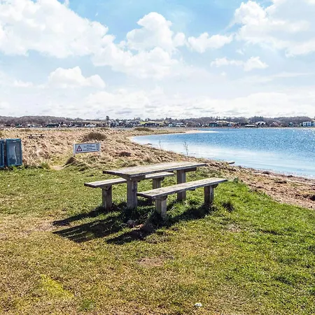 8 Person In H Jslev Holiday home Sundstrup
