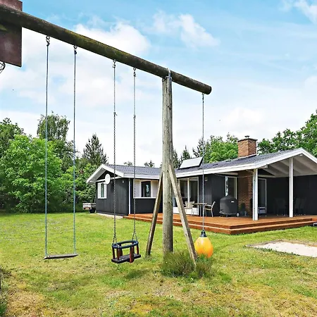 8 Person In Hojslev-by Traum Sundstrup